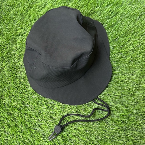 Lululemon Wide Brim Bucket Hat Strap Black Drawcord Extra Shade Sun Size M/L - Picture 6 of 11